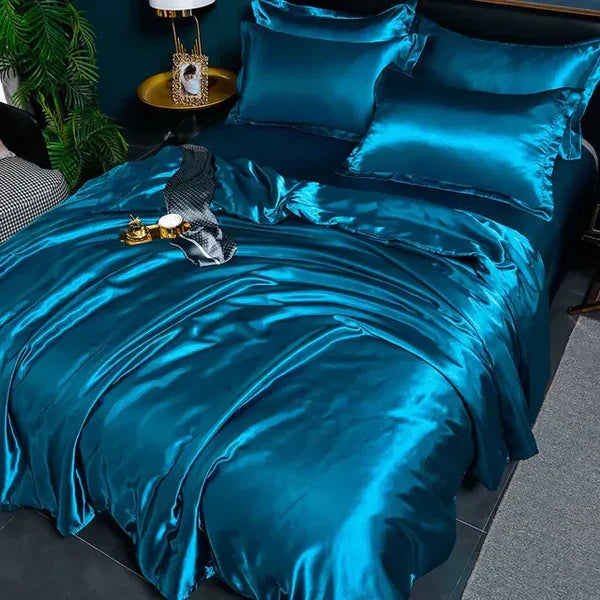 Luxurious satin duvet cover, durable and easy-care for elegant bedding, soft and silky.