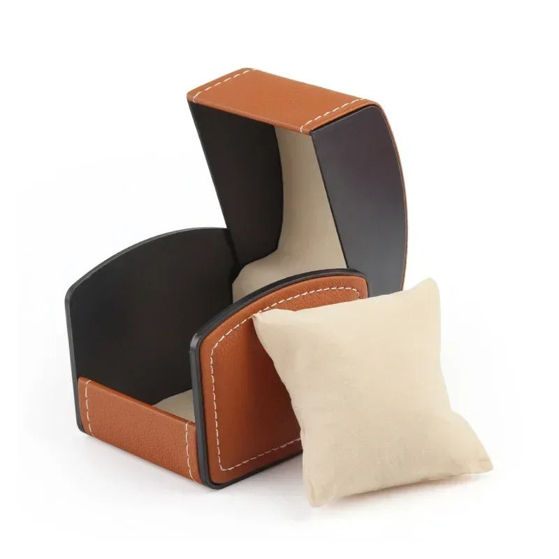 Elegant black single watch organizer box. Secure storage & protection for luxury timepieces.