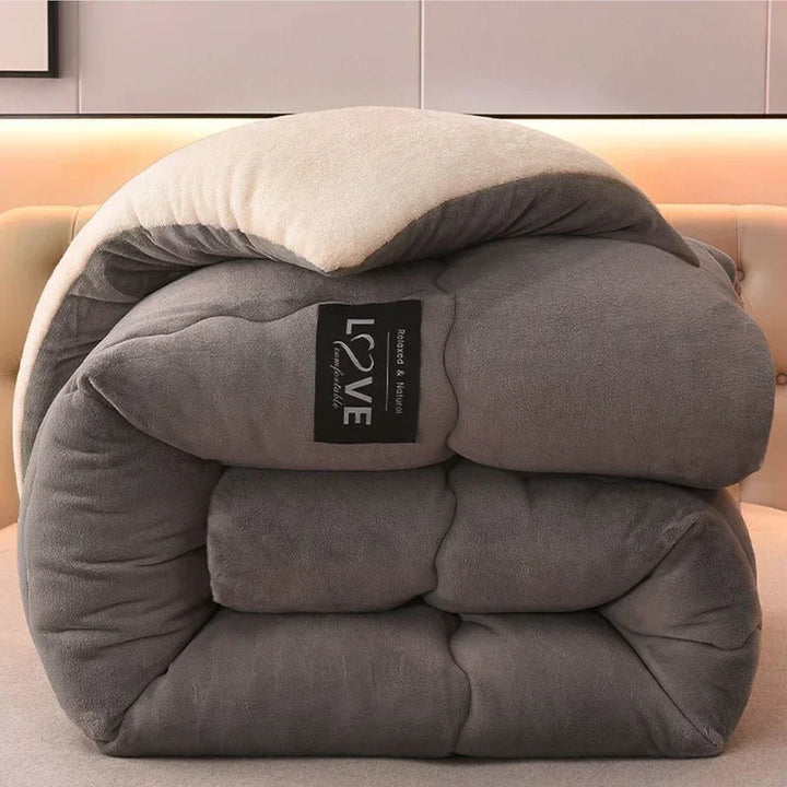 Experience ultimate warmth & cozy comfort with this luxury flannel fleece winter duvet, ideal for your bedding needs.