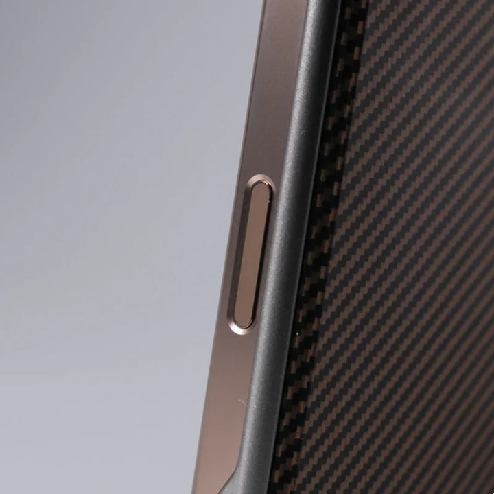 Durable MagSafe phone case featuring a robust kickstand and enhanced shock protection.