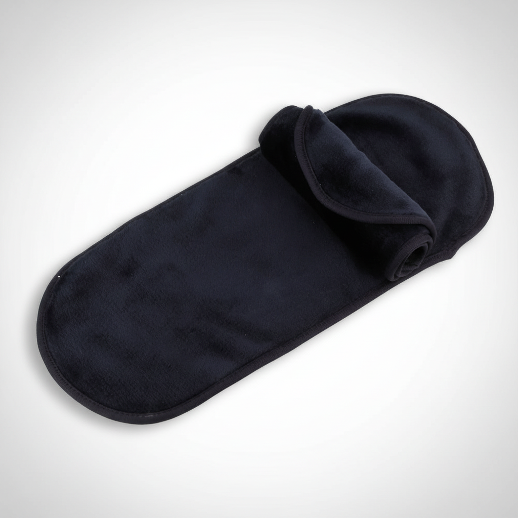 Reusable microfiber cleaning cloth for makeup removal, soft and effective skincare tool