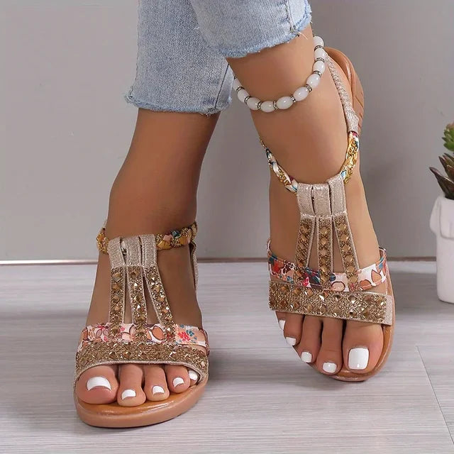 Flexible Marla wedge sandals for women, providing orthopaedic comfort with a soft sole and open-toe style.