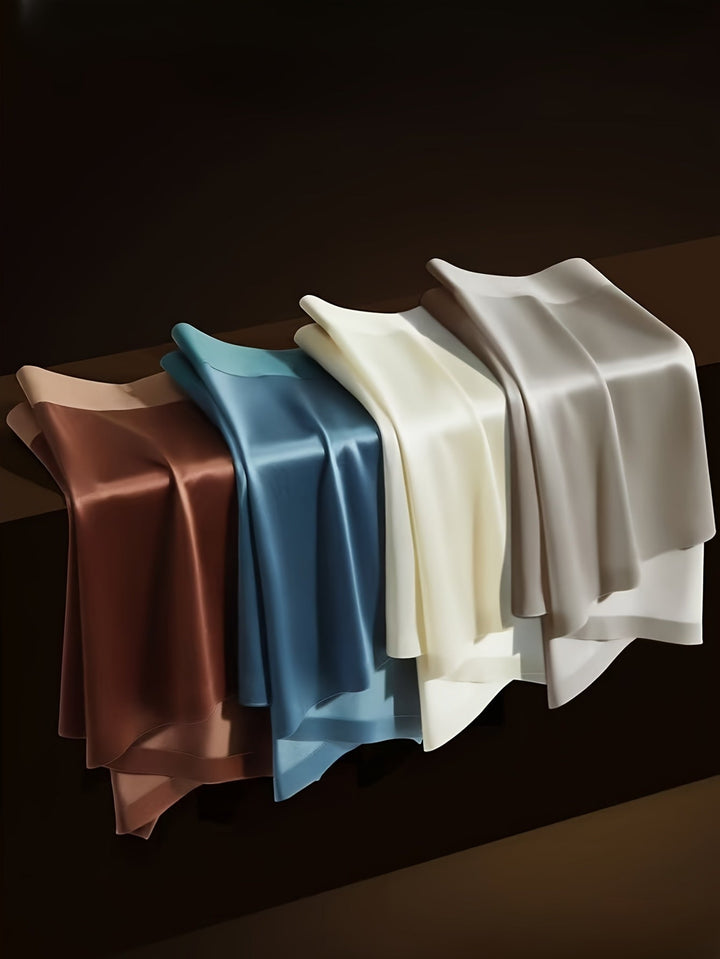 Cooling & breathable men's ice silk boxer briefs, 3-pack. Anti-chafe seamless design for active comfort.