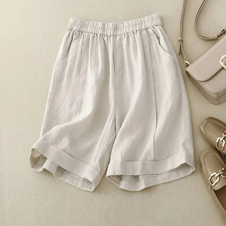 Relaxed Adele men's comfort shorts, perfect for summer days, casual outings, or versatile resort wear.