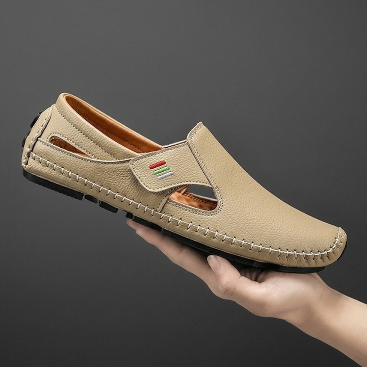 Men's adjustable comfort sandals for everyday wear, open-toe design, perfect for summer walking.