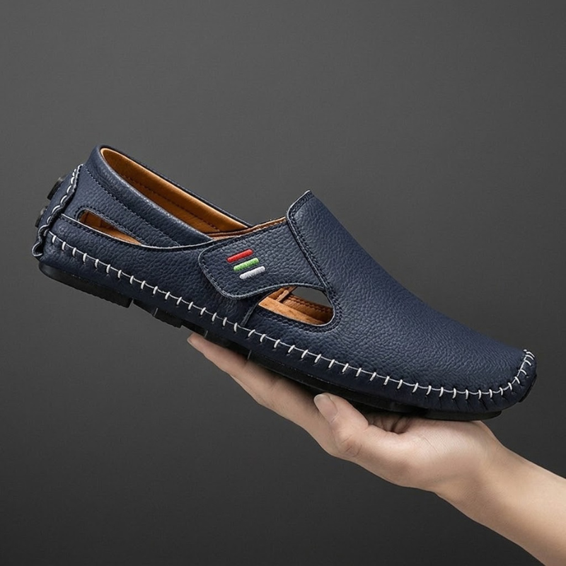 Stylish men's adjustable comfort sandals, open-toe design for casual summer fashion.