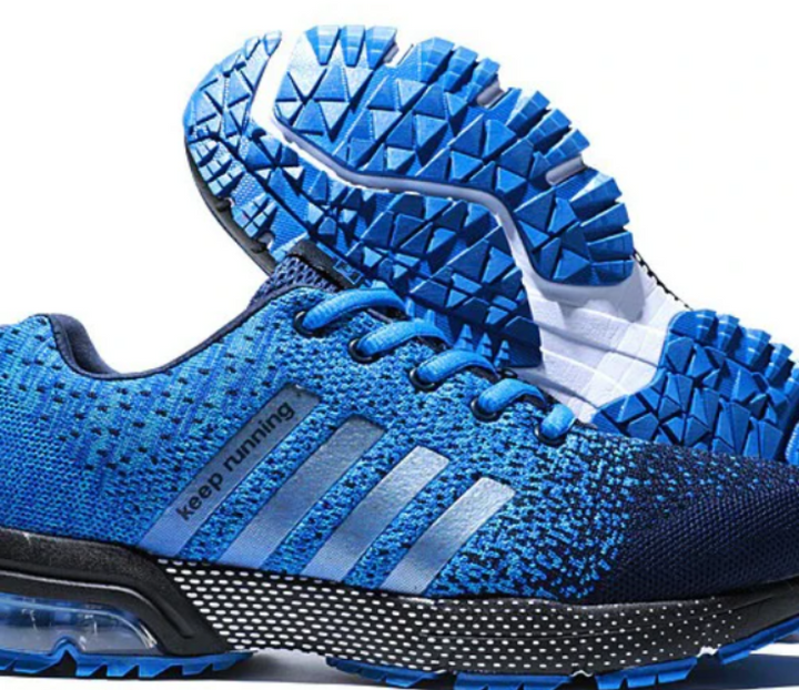 Men's AeroFlex orthopedic sneakers, featuring joint protection and a comfortable fit.