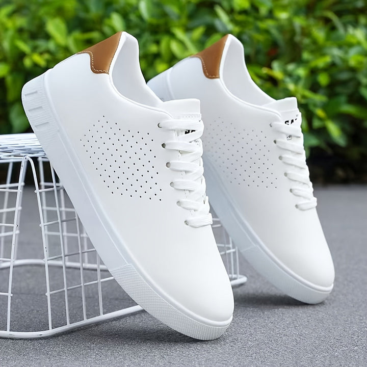 Men's Aeron low-top sneakers for everyday comfort & modern style.