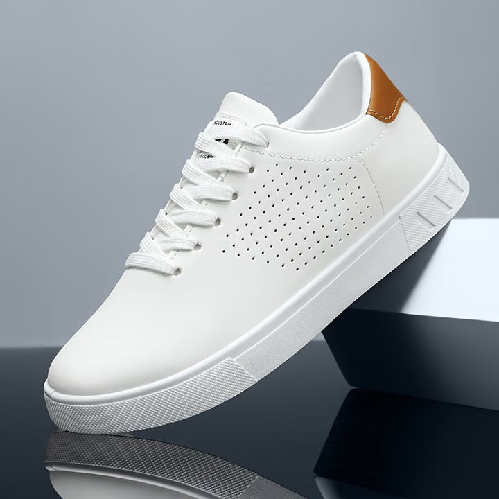 Close-up of textured Aeron men's low-top sneakers, offering everyday comfort & modern design.