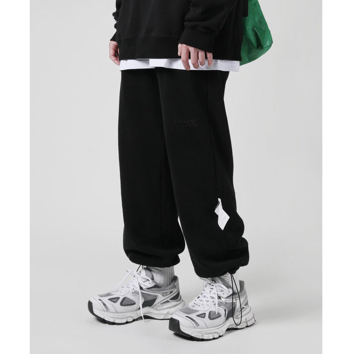 Men's Aiden running sneakers. Breathable, lightweight athletic shoes for optimal comfort during sport & active lifestyle.