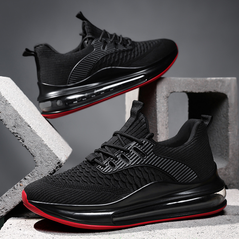 Cushioned Men's Airvault Max performance running shoes, ideal for athletic training & sports activity.