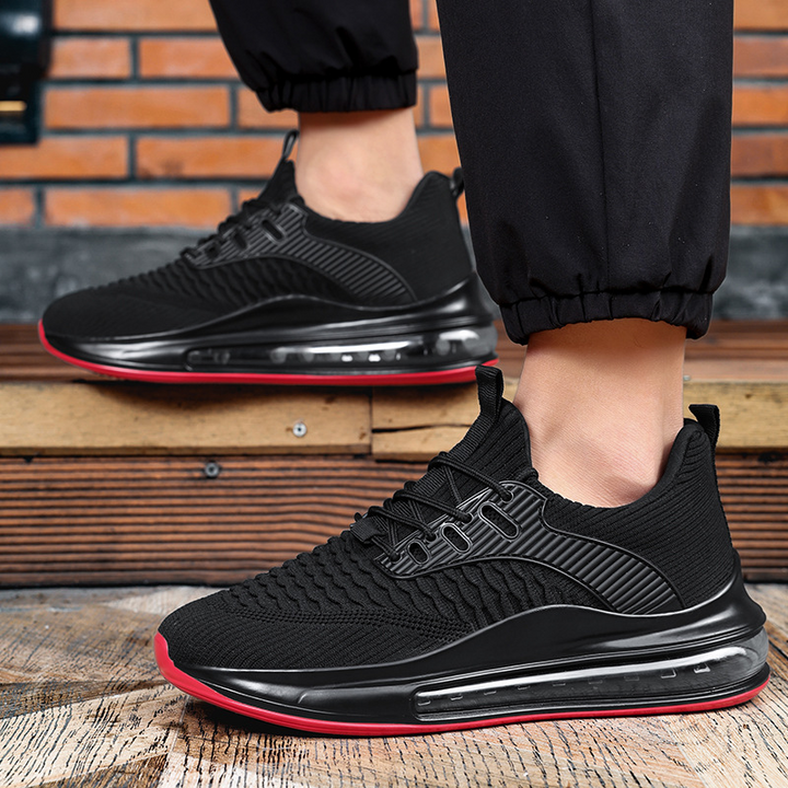 Men's Airvault Max running sneakers for optimal athletic performance, training, and cushioned comfort.