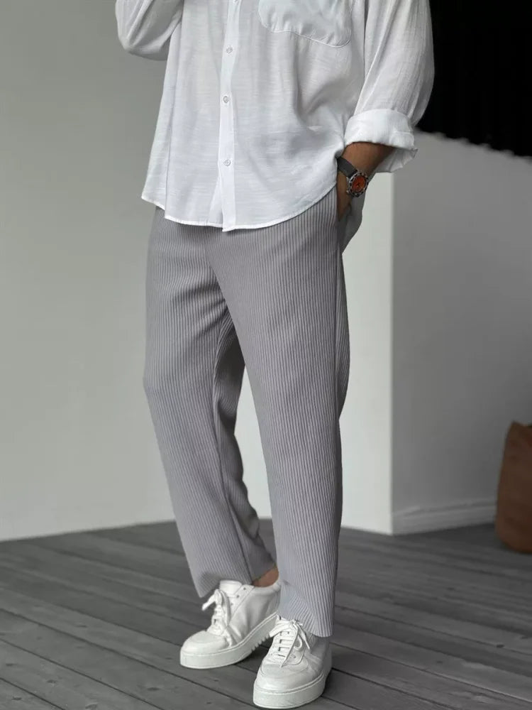 Alessio men's luxury pants with soft fabric, offering comfort & a classic tailored fit for sophisticated style.