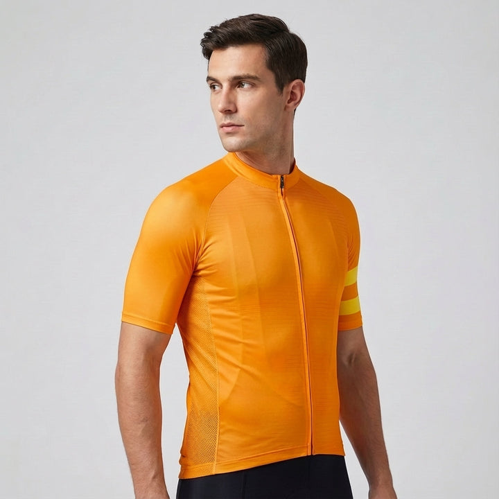 Rear view men's cycling jersey, Alfred, white, with three back pockets, athletic bike apparel