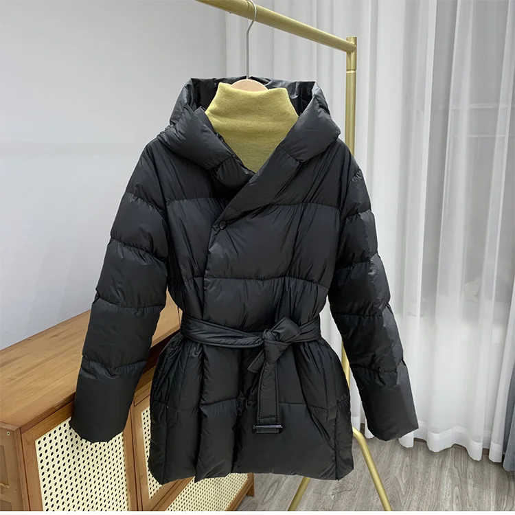 Lightweight men's hooded jacket, all-season relaxed fit, perfect casual coat for changing weather.