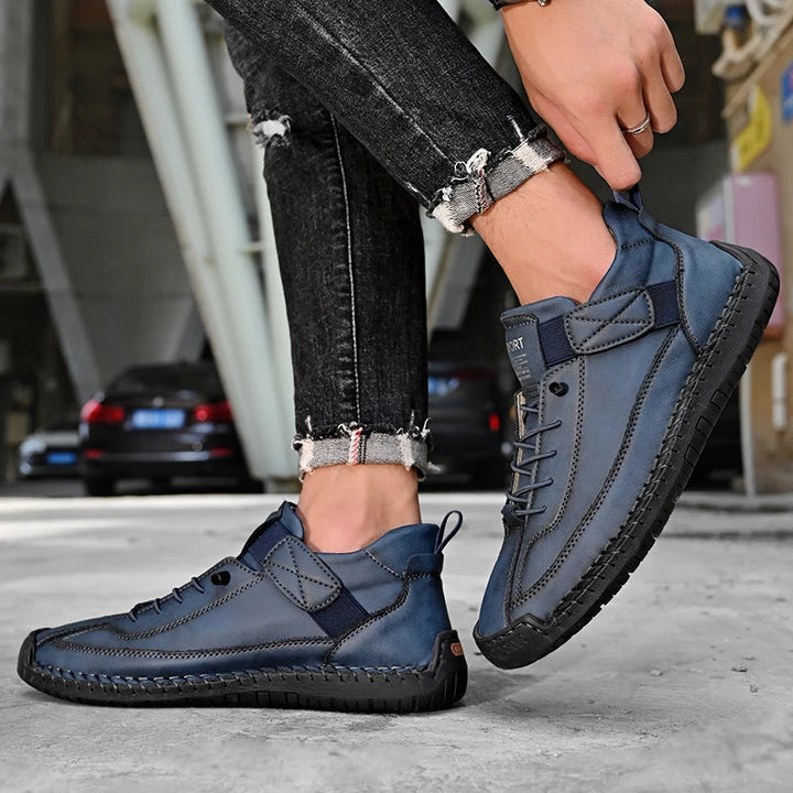 Men's durable outdoor footwear: all-terrain sneakers with robust grip sole & cushioned comfort.