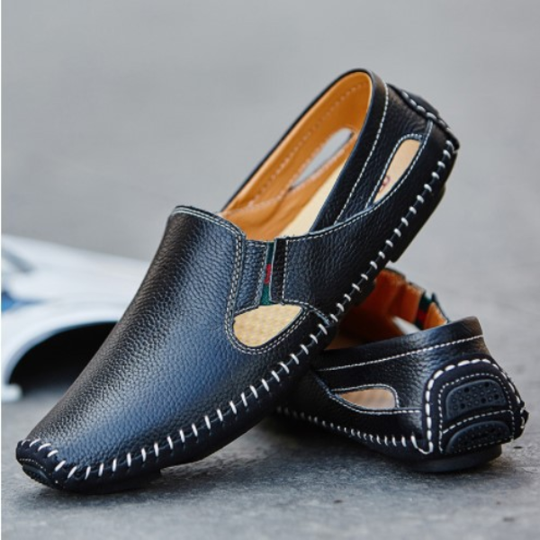 Brown Amalfi walking sandals for men, durable and breathable for all-day wear.