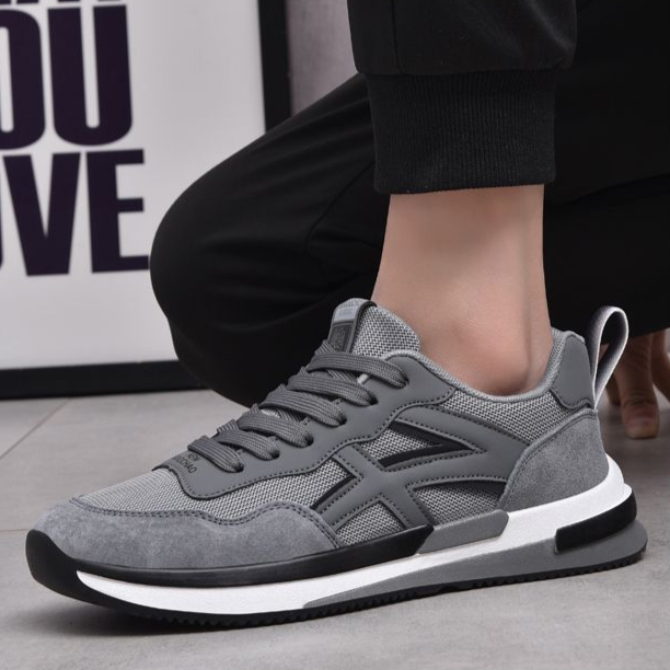 Black athletic sneakers for men, Apollo-inspired, offering superior comfort, modern style & lightweight feel.