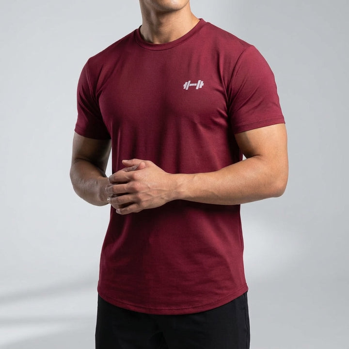 Performance polyester t-shirt for men, breathable and comfortable