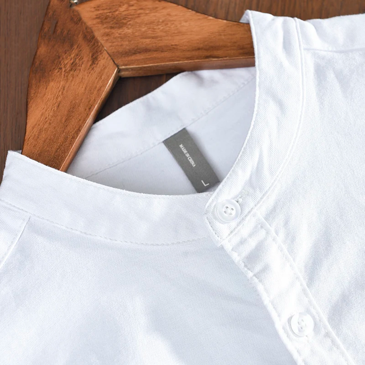Detail of the collar and buttons on a Men's Aura Style Classic Casual Shirt. Quality everyday men's fashion.