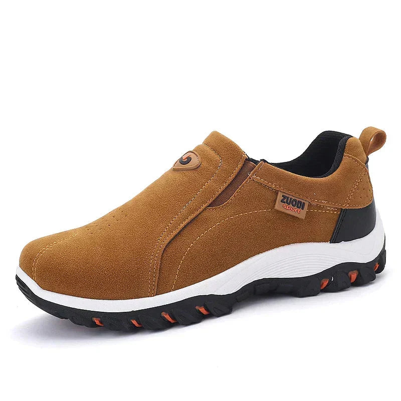 Comfortable men's walking shoes with orthopedic support. Ideal everyday lace-up footwear for active men.