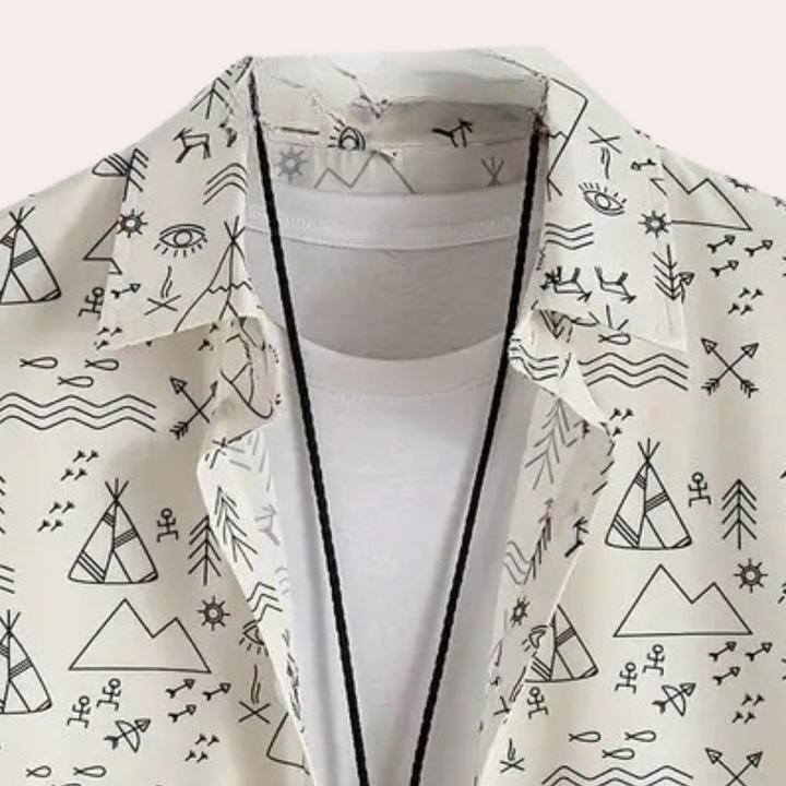 Stylish men's patterned button-up shirt, short sleeve, beige, for a chic casual summer look.