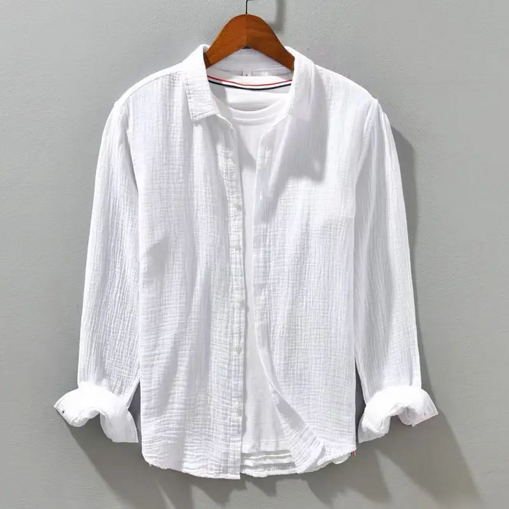 Airy & breathable men's Berkeley button-up shirt, a lightweight comfort shirt for summer.