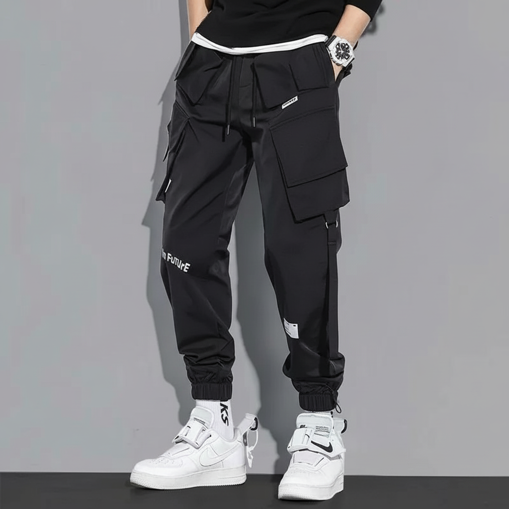 Men's loose-fit cargo trousers, streetwear apparel, ideal for hip-hop and casual styles