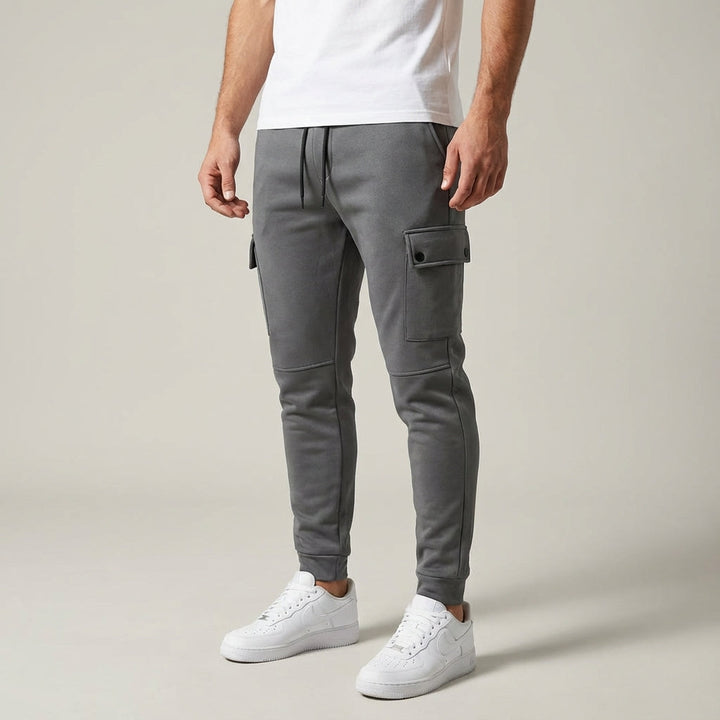 Stylish men's cropped jogginghose, comfortable stretch fabric for loungewear and casual