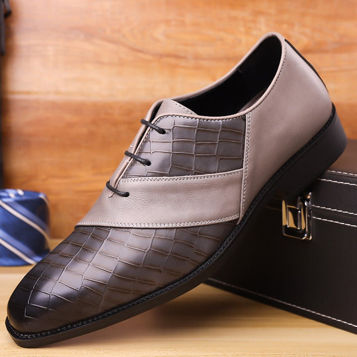 Elegant brown Lucente Oxford dress shoes for men. Perfect formal footwear for business, galas, & special occasions.