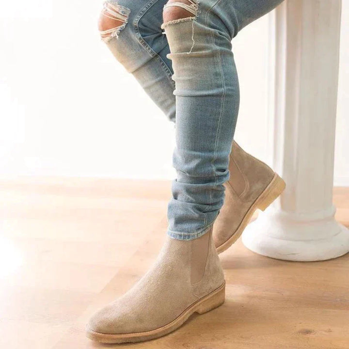 Versatile men's slip-on Chelsea boots. Ankle-high, perfect for dressy or casual looks & easy everyday wear.