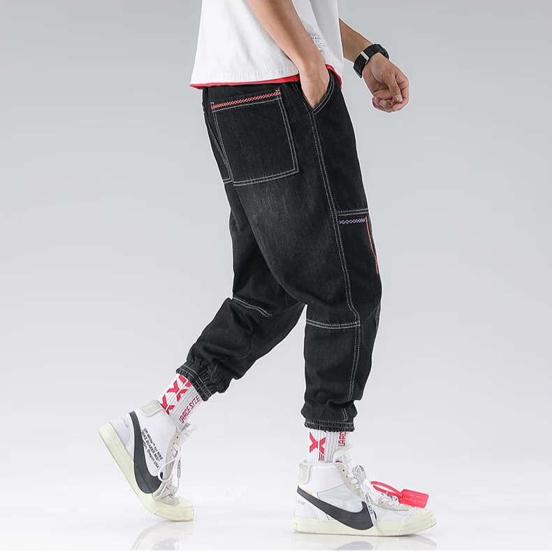 Men's adjustable tapered jogger pants; perfect fit, comfort & athletic style for any activity.