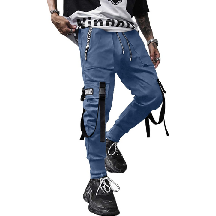Multi-pocket men's tactical joggers, black techwear style, ideal for athletic or streetwear outfits