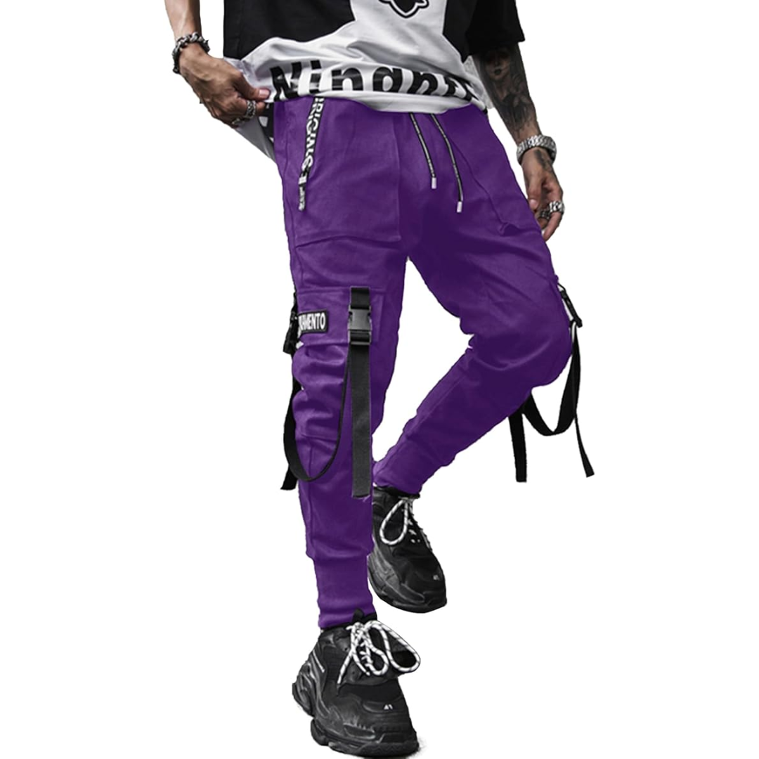 Casual men's harem pants in techwear black, comfort fit joggers with strategic tactical pockets