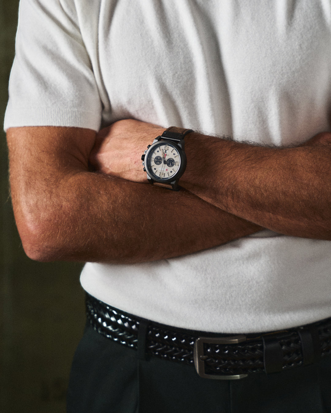 Premium quality men's braided cowhide leather belt for a timeless and durable men's fashion statement.