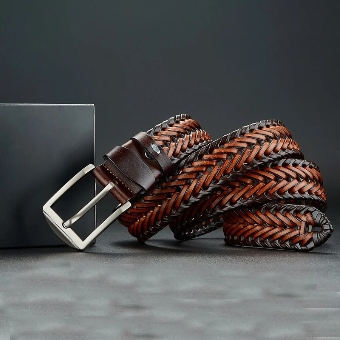 Textured men's braided cowhide leather belt, adding a sophisticated touch to men's durable style.