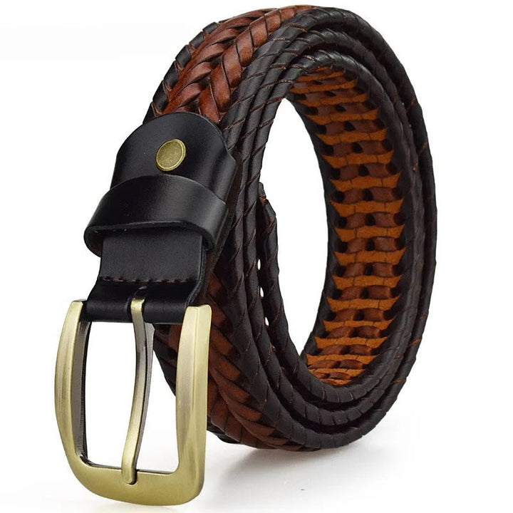Versatile men's full-grain leather braided belt, an essential accessory for both casual and dress fashion.