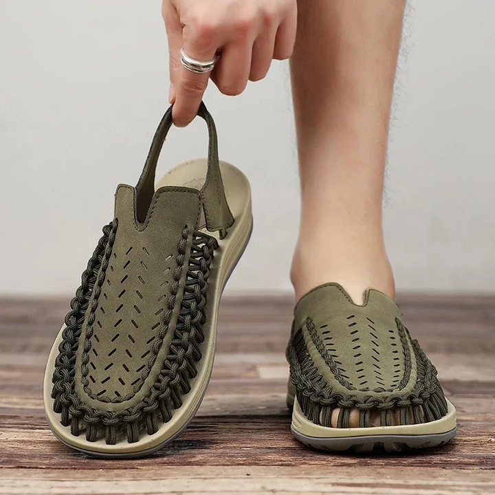 Casual men's braided summer footwear, ideal for everyday wear, comfort, and breathability.