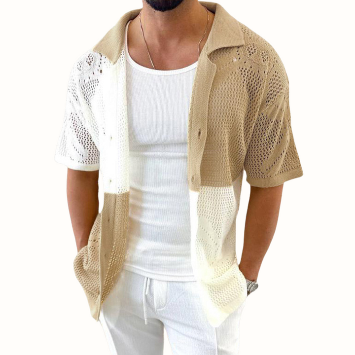 Lightweight men's short sleeve mesh shirt, ideal for staying cool on casual summer days or vacations.