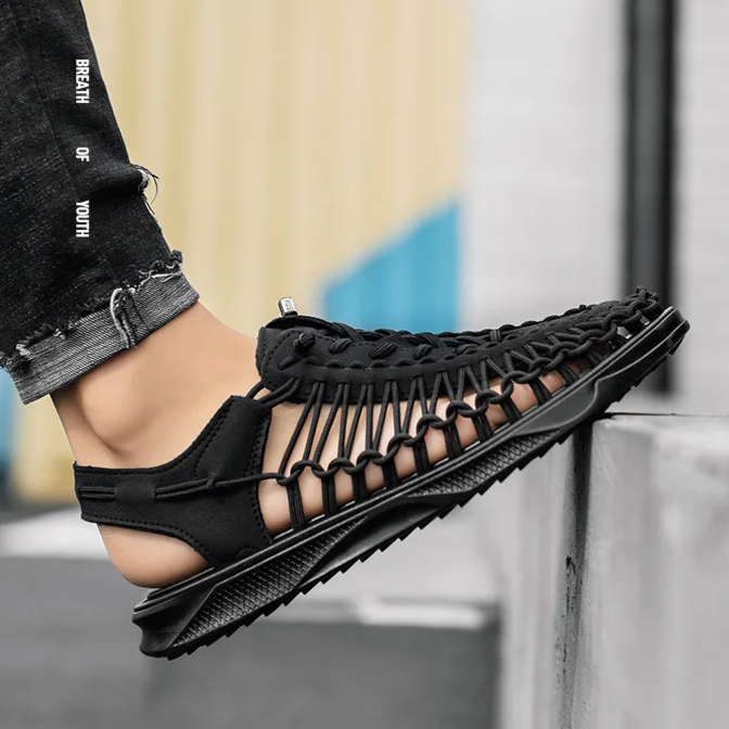 Outdoor men's sandals for walking and summer activities.