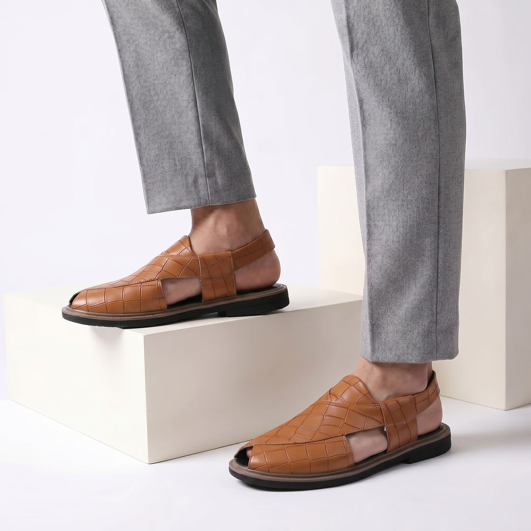 Brenton men's summer vacation sandals, comfortable and durable for walking & outdoor adventures. Excellent hiking footwear.