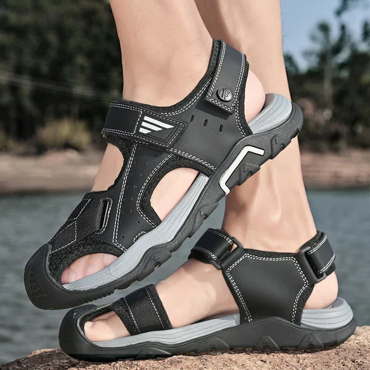 Casual men's summer sandals made of high-quality leather, featuring a non-slip design.