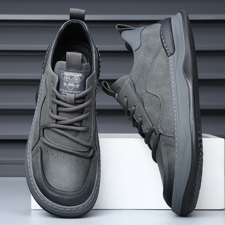 Green men's casual comfort sneakers, versatile everyday footwear for walking.