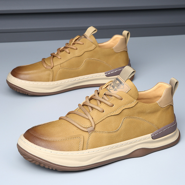 Brown men's stylish comfort sneakers, ideal for everyday casual wear and walking.