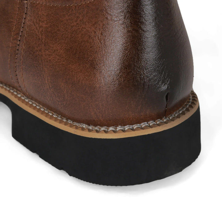 Stylish men's square toe western boots. Comfortable slip-on cowboy boots, perfect for everyday wear.