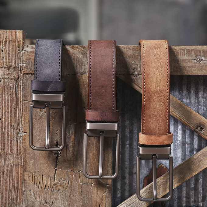 Men's durable full-grain leather belt, Buckhorn style, classic brown for everyday use.