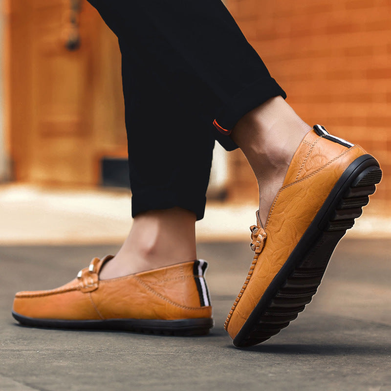 Men's Cambridge slip-on loafers, ideal for everyday comfort. Classic, sophisticated dress shoes or casual footwear.