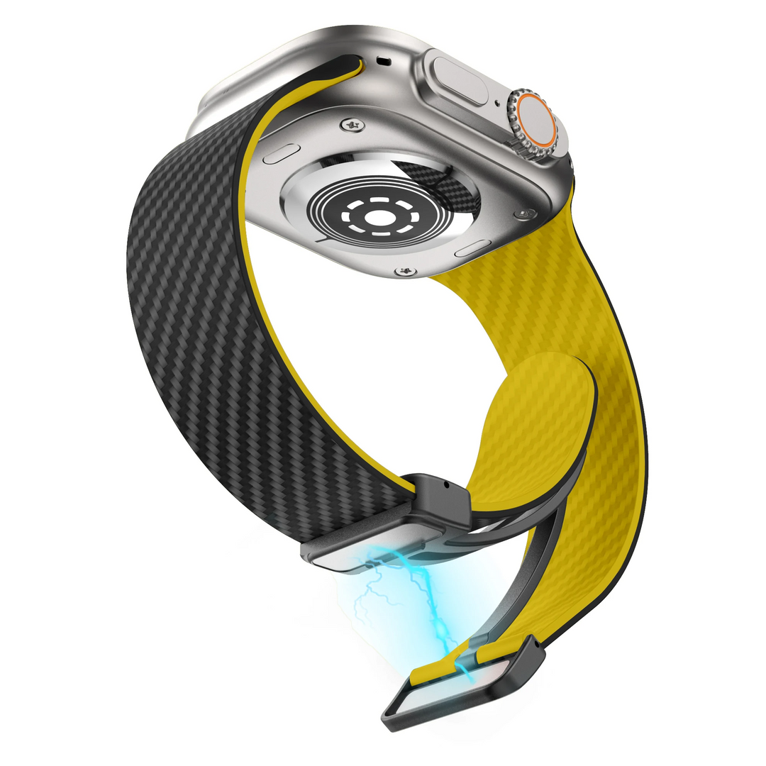 Sporty men's watch band: carbon fiber and silicone. Ideal for an active lifestyle.