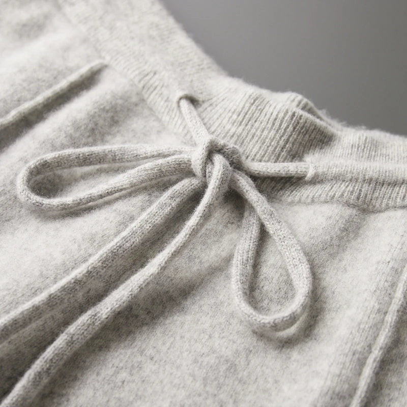 Comfortable men's cashmere blend lounge pants with drawstring, ideal for casual and relaxed wear.