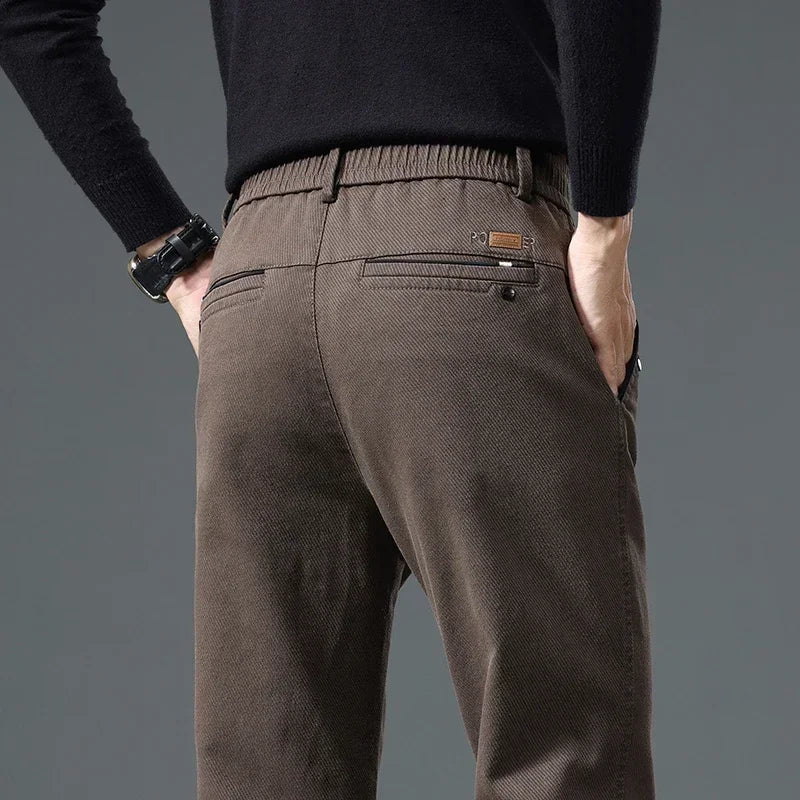 Men's casual Castello pants, elastic waist for comfort, stylish wrinkle-resistant everyday pants.